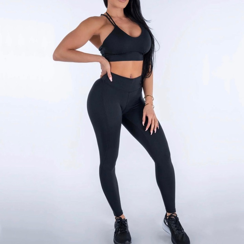 2 piece Vivd Collection